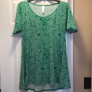 Lularoe Green & White Small Perfect Tee